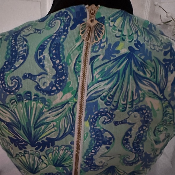 Lily Pulitzer size OO. So beachy and fun! - Picture 4 of 5